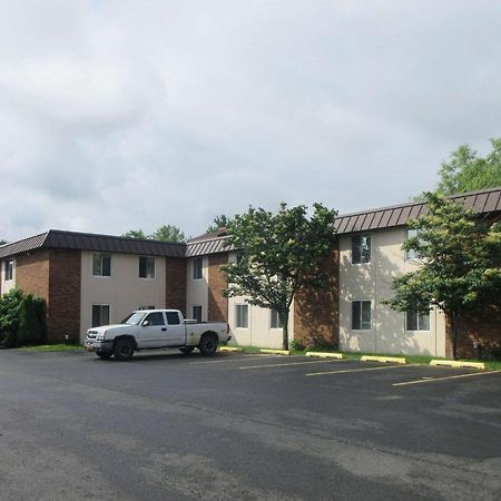 Quality Inn & Suites Owego Eksteriør bilde
