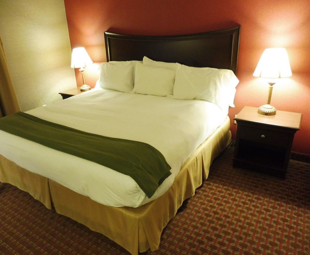Quality Inn & Suites Owego Eksteriør bilde