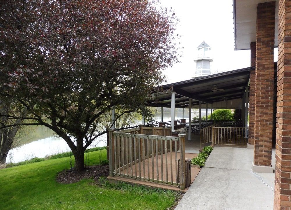 Quality Inn & Suites Owego Eksteriør bilde